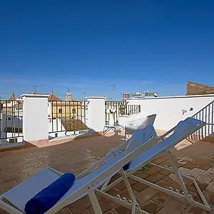 Rentalsevilla ático La Giralda Apartamento Sevilla